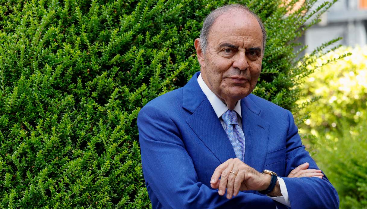 https://wips.plug.it/cips/notizie.virgilio.it/cms/2025/10/bruno-vespa-1.jpg