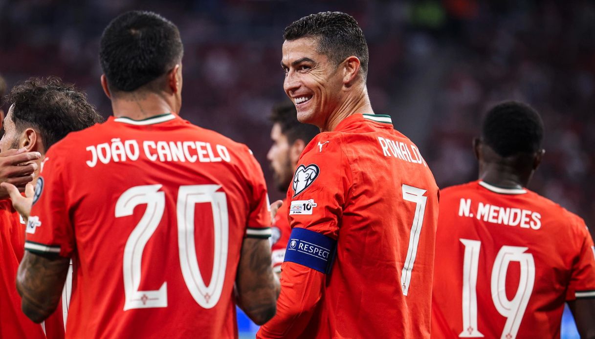 Cristiano Ronaldo primo calciatore miliardario