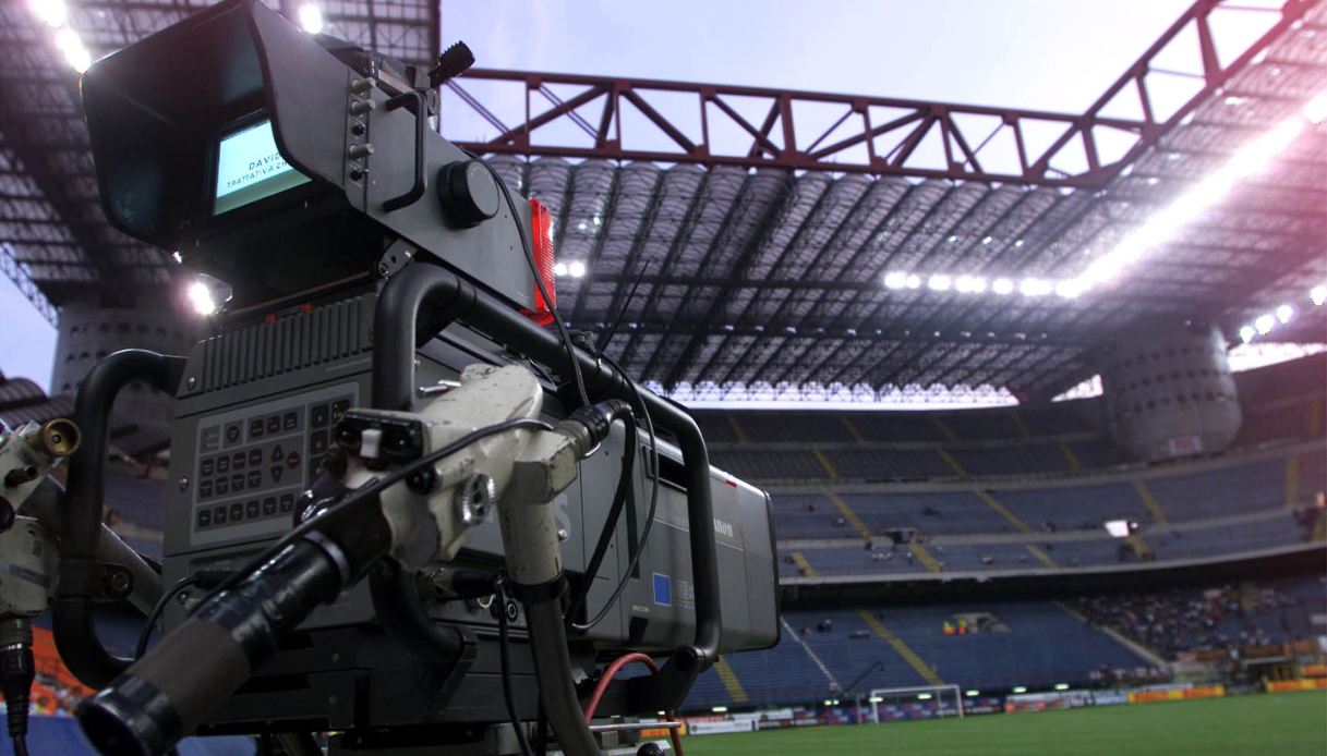 https://wips.plug.it/cips/notizie.virgilio.it/cms/2025/10/dazn-pezzotto.jpg