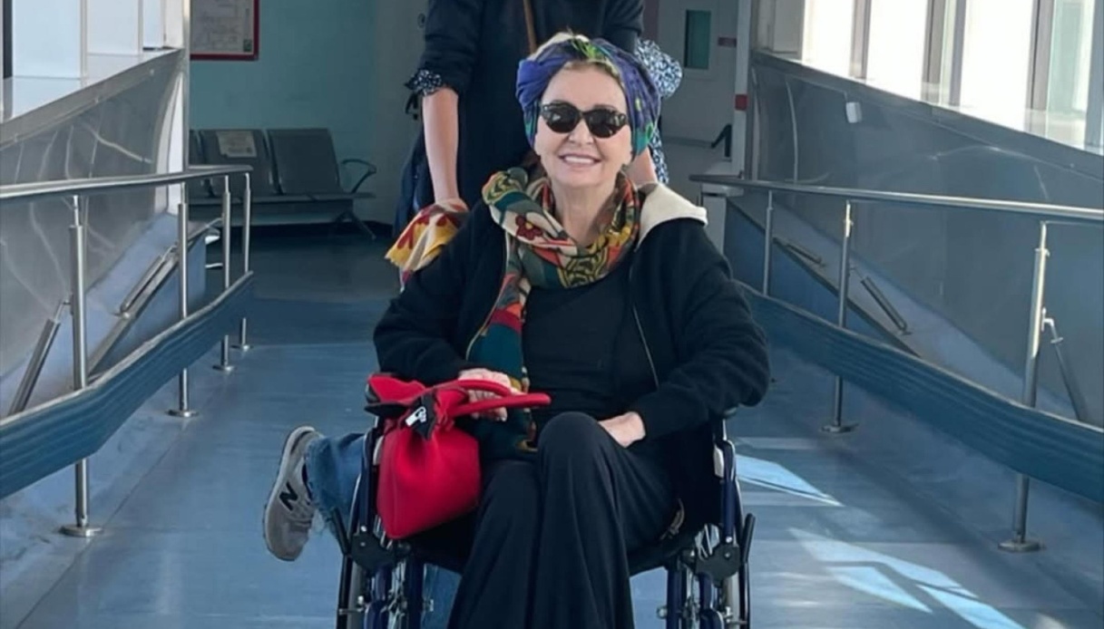 https://wips.plug.it/cips/notizie.virgilio.it/cms/2025/10/enrica-bonaccorti-tumore-pancreas.jpg