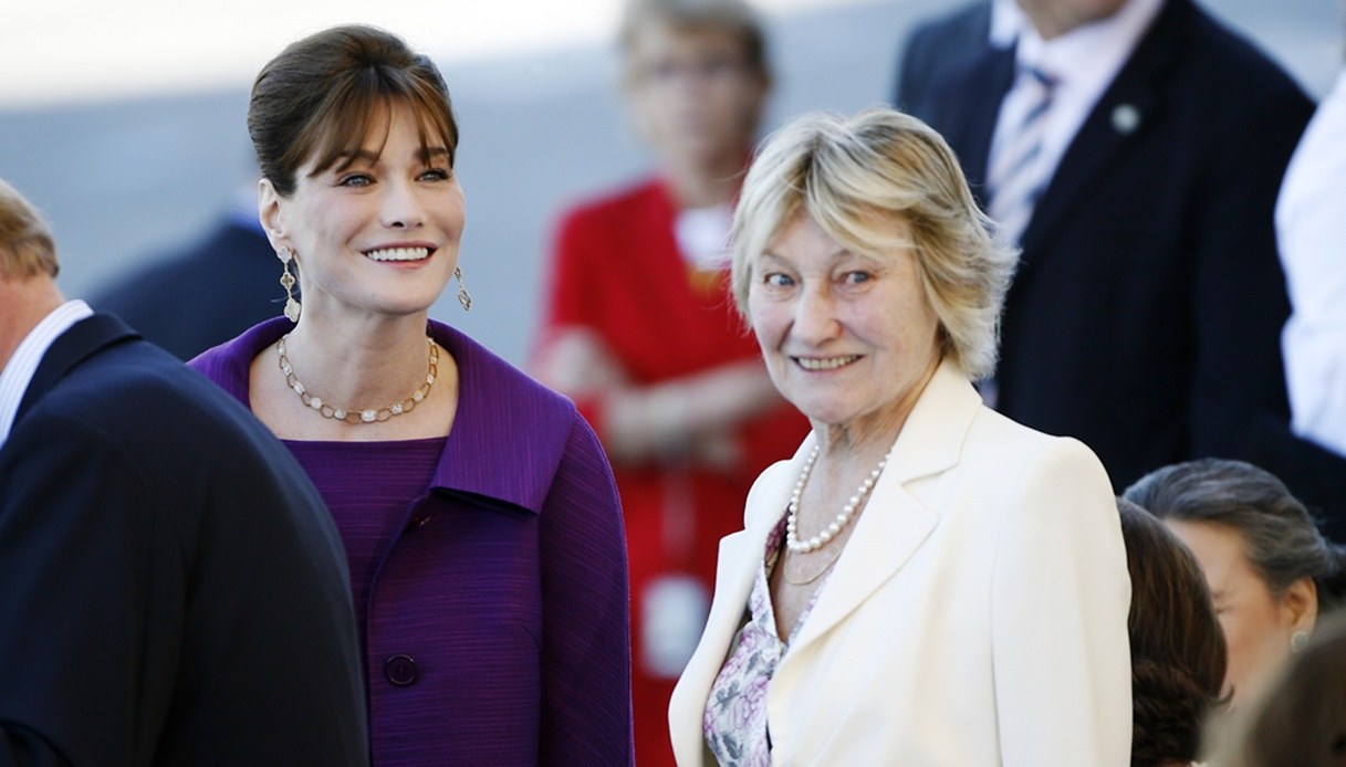 Carla Bruni e la madre