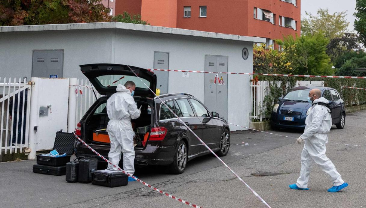 Luigi Morcaldi ha scritto una lettera prima di uccidere Luciana Ronchi, trovata in auto: "La torta avvelenata" Luigi Morcaldi ha scritto una lettera prima di uccidere Luciana Ronchi, trovata in auto: "La torta avvelenata"