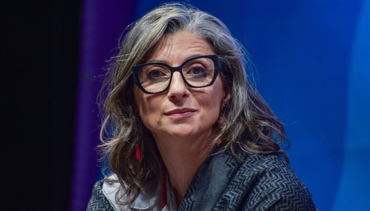 https://wips.plug.it/cips/notizie.virgilio.it/cms/2025/10/francesca-albanese.jpg