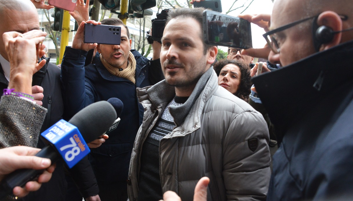 Garlasco, sequestrato un altro pc ad Andrea Sempio ma non solo: trovati un quaderno e ricevute di prelievi