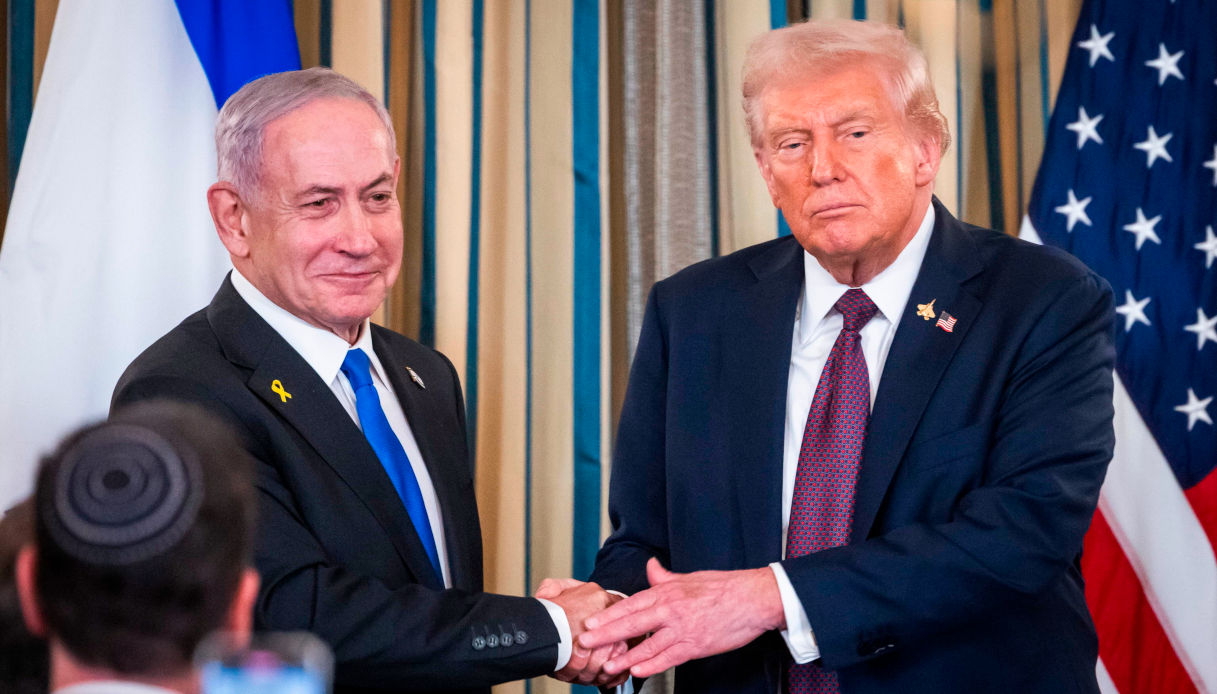 https://wips.plug.it/cips/notizie.virgilio.it/cms/2025/10/guerra-israele-hamas-piano-di-pace.jpg