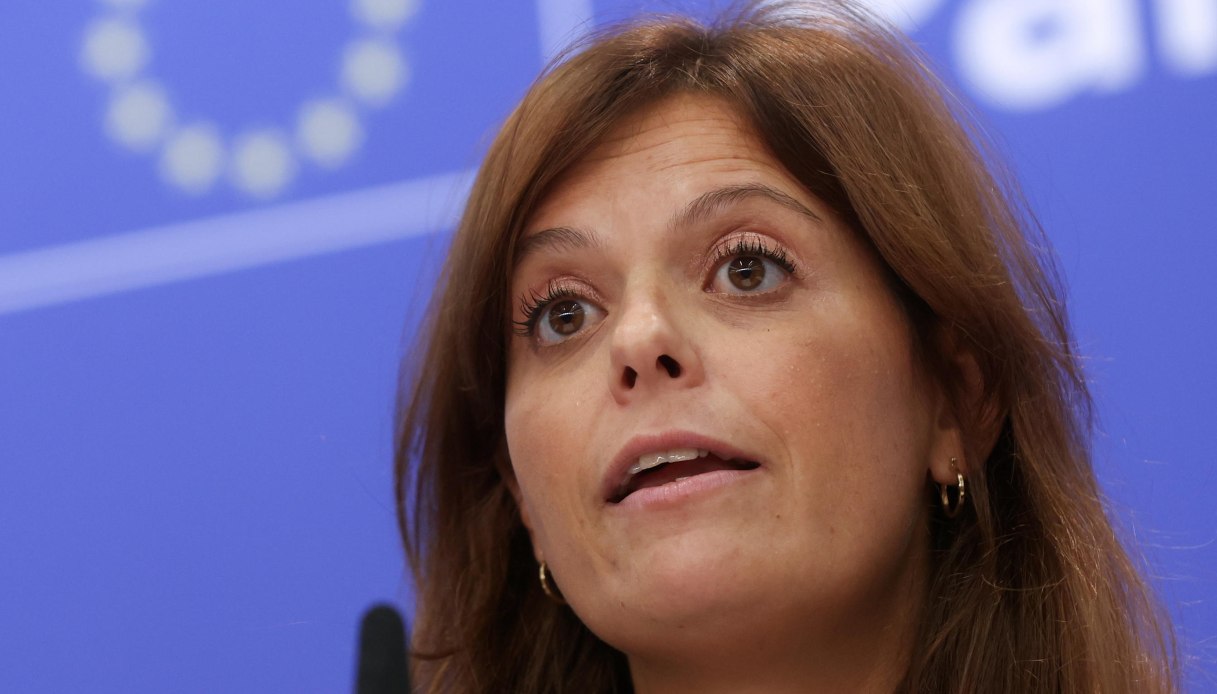 https://wips.plug.it/cips/notizie.virgilio.it/cms/2025/10/ilaria-salis.jpg