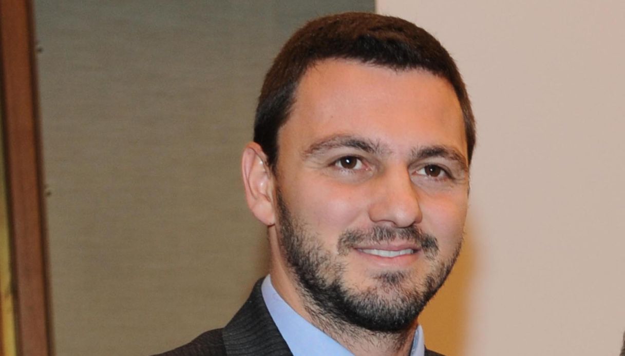 https://wips.plug.it/cips/notizie.virgilio.it/cms/2025/10/jacopo-cecconi-tg3-italia-israele.jpg