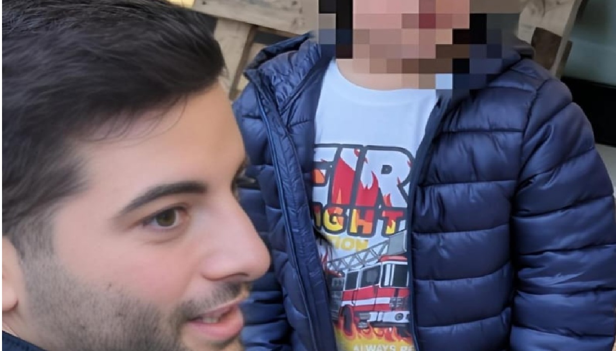 ritrovato il bambino di 4 anni scomparso a macerata riconsegnato al padre grazie a un cruciale sorriso