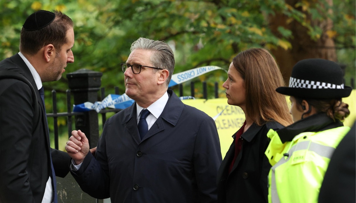 manchester-sinagoga-attentato-keir-starmer
