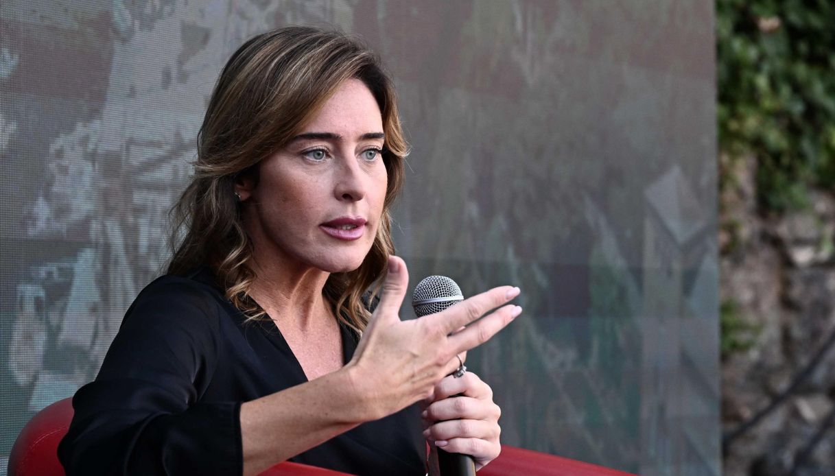 sito sessista AI Maria Elena Boschi