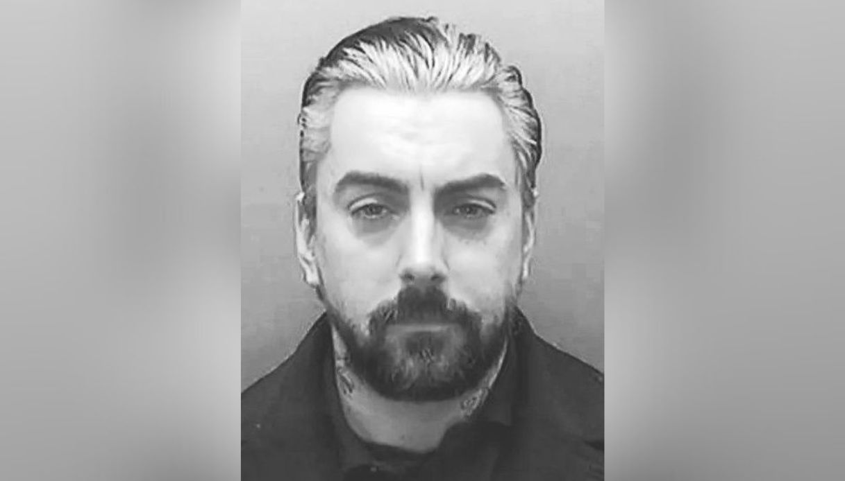 https://wips.plug.it/cips/notizie.virgilio.it/cms/2025/10/morto-ian-watkins.jpg