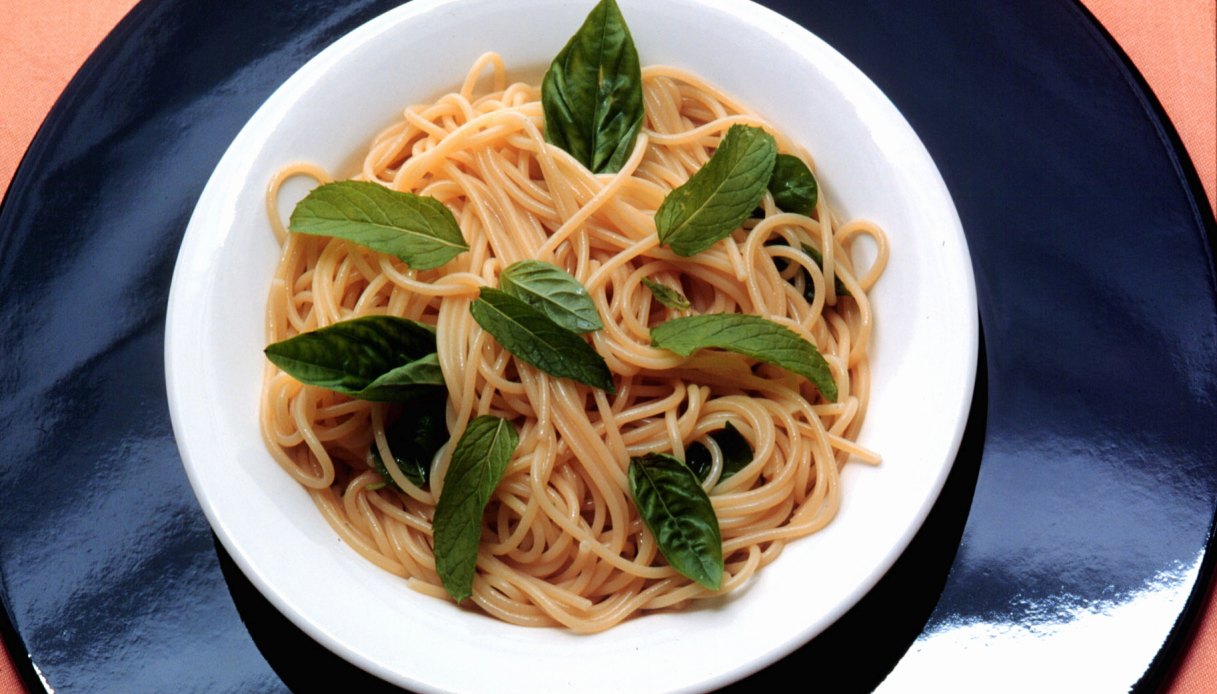 https://wips.plug.it/cips/notizie.virgilio.it/cms/2025/10/pasta-italiana-dazi.jpg