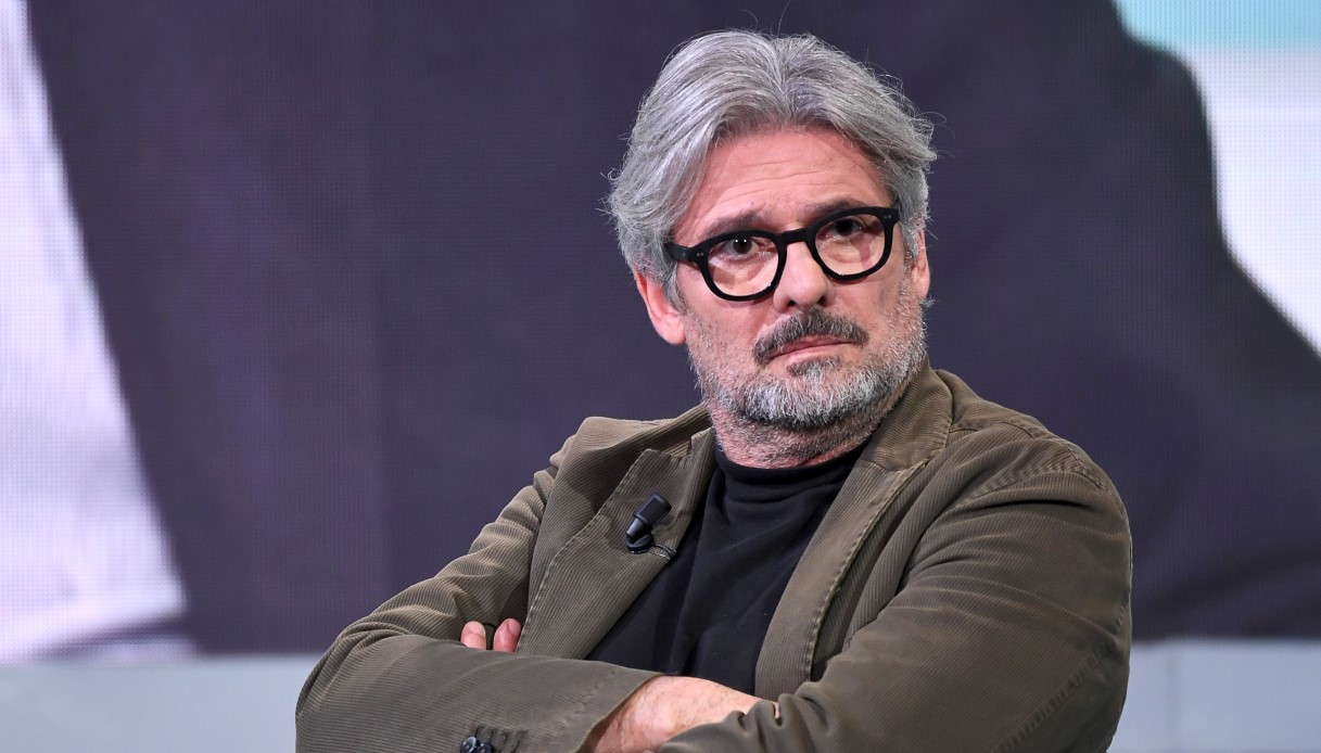https://wips.plug.it/cips/notizie.virgilio.it/cms/2025/10/paupisi-pino-rinaldi-salvatore-ocone.jpg