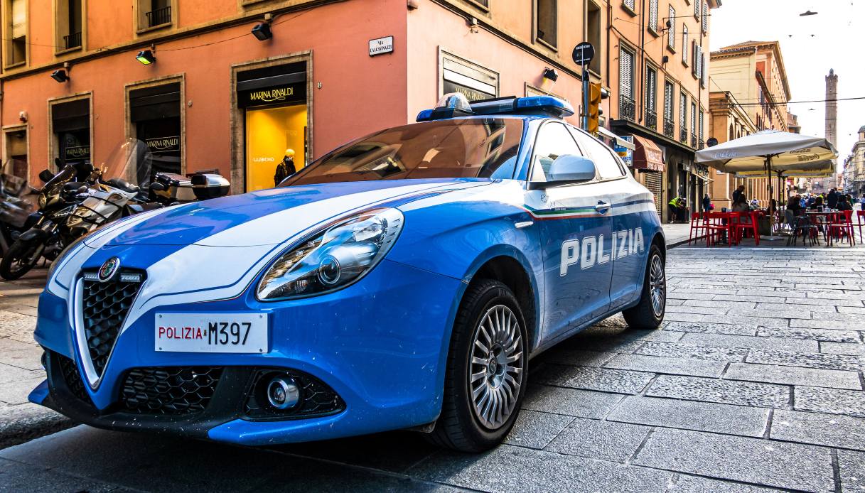 Sgominata banda internazionale di rapinatori, arrestati i ladri che rubavano in Svizzera e tornavano in Italia