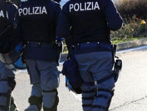 Preso a sassate il pullman dei tifosi del Pistoia basket dopo una partita in trasferta, morto l'autista