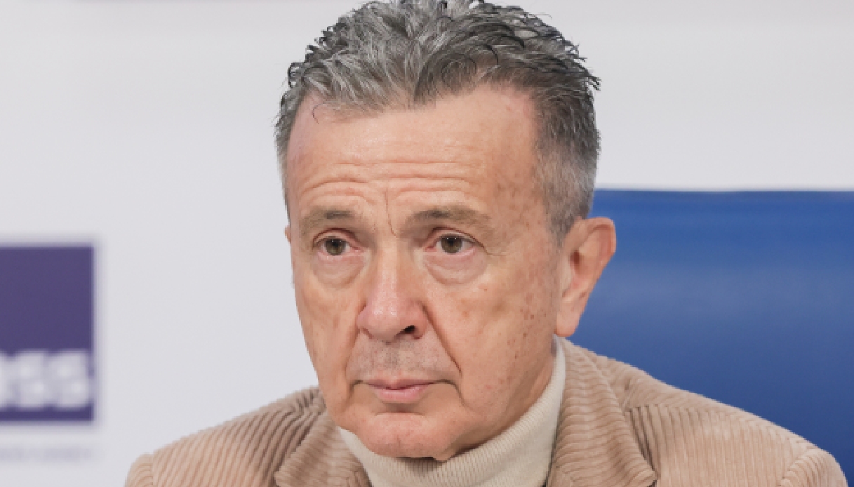 https://wips.plug.it/cips/notizie.virgilio.it/cms/2025/10/pupo-concerto-russia.jpg