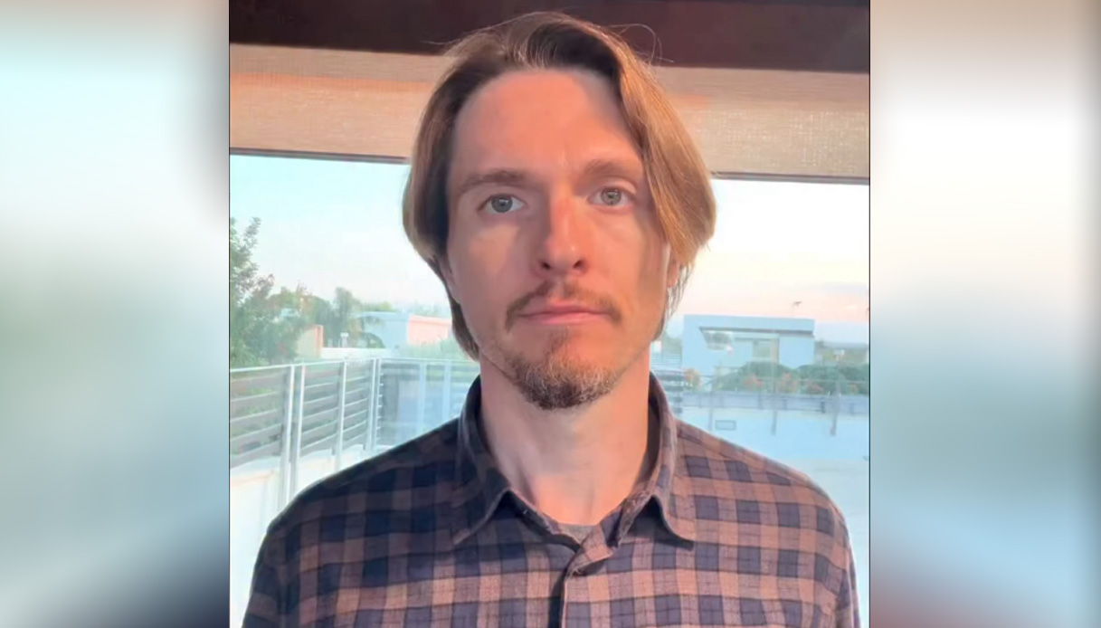 https://wips.plug.it/cips/notizie.virgilio.it/cms/2025/10/raffaele-sollecito-garlasco.jpg