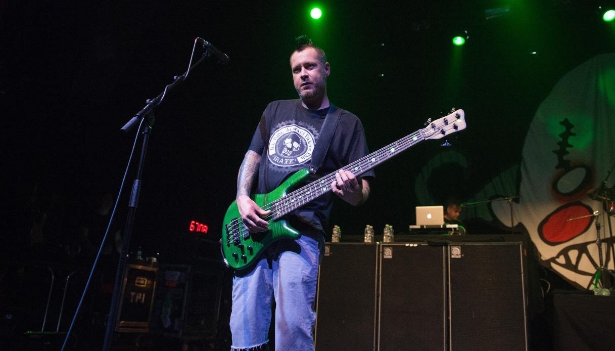 https://wips.plug.it/cips/notizie.virgilio.it/cms/2025/10/sam-rivers-limp-bizkit.jpg