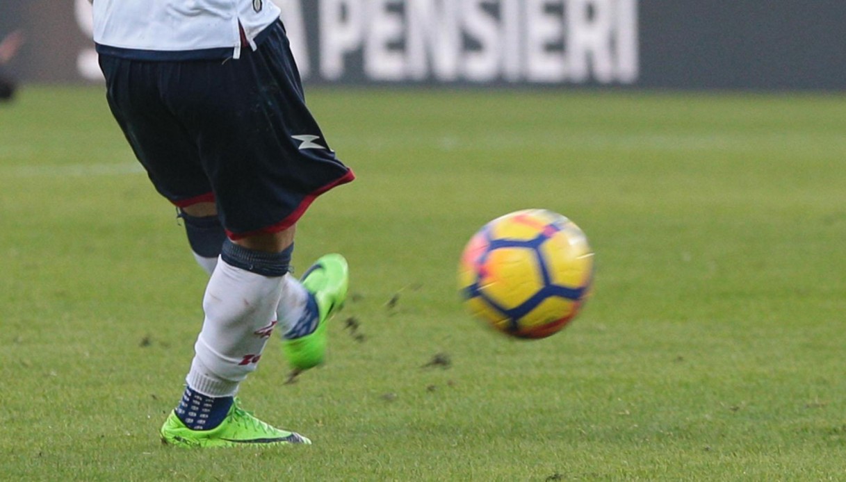 scommesse illegali in serie a chi sono i calciatori che pagheranno 250 euro di multa evitando il processo