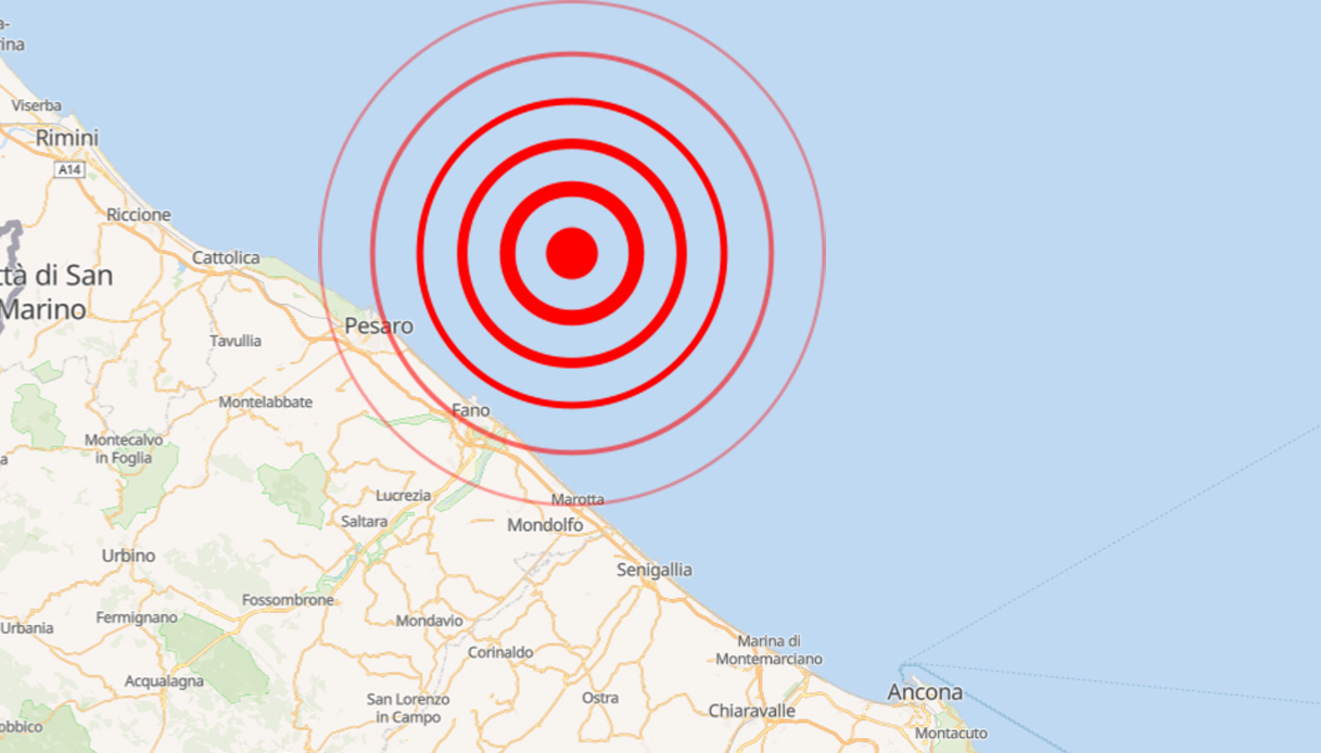 https://wips.plug.it/cips/notizie.virgilio.it/cms/2025/10/terremoto-marche-pesaro-urbino-scossa-magnitudo.jpg