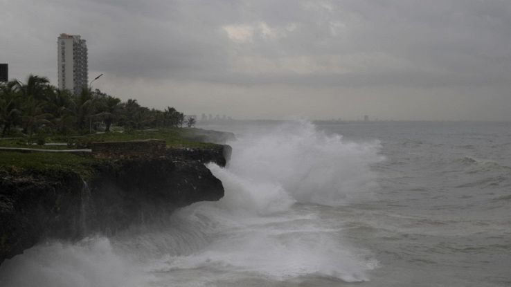 L'uragano Melissa lascia la Giamaica e va verso Cuba, declassato a  categoria 4 ma ancora fortissimo