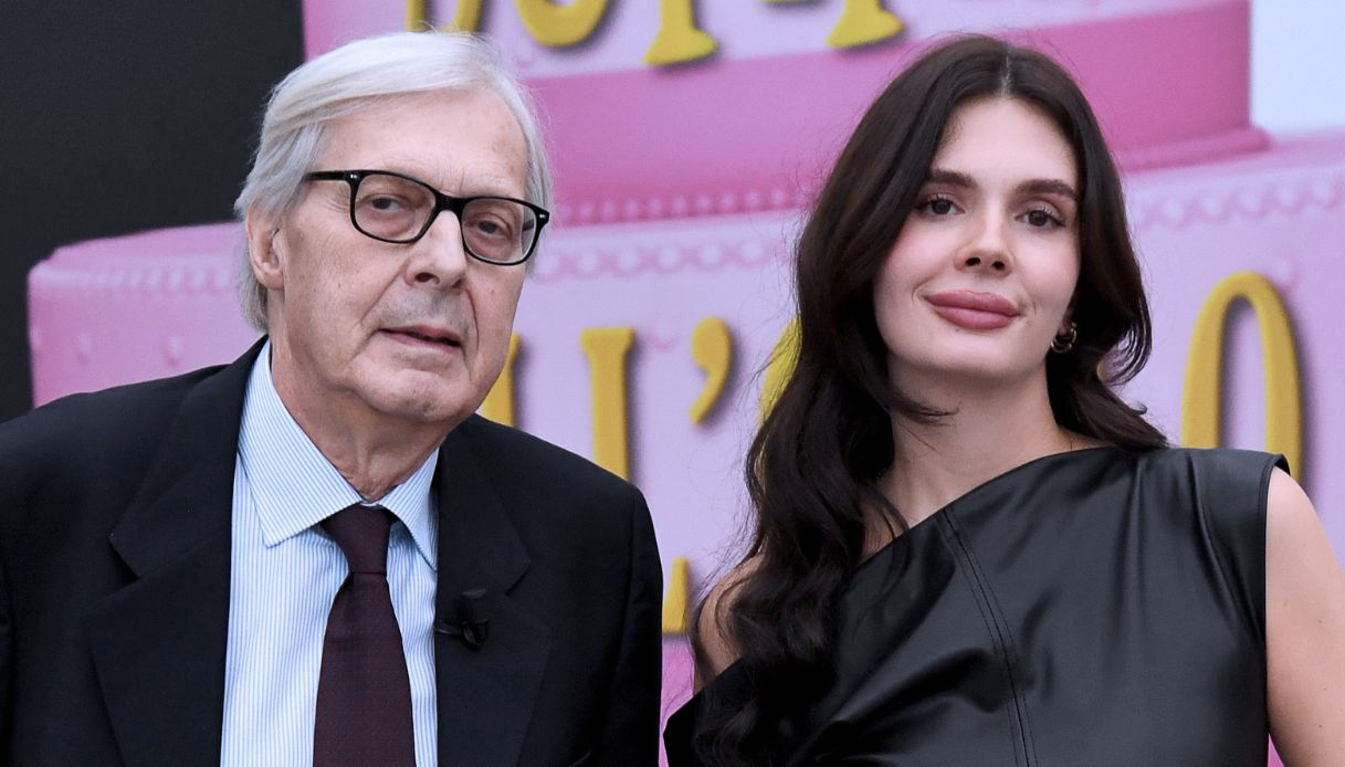 https://wips.plug.it/cips/notizie.virgilio.it/cms/2025/10/vittorio-sgarbi-e-la-figlia-evelina.jpg