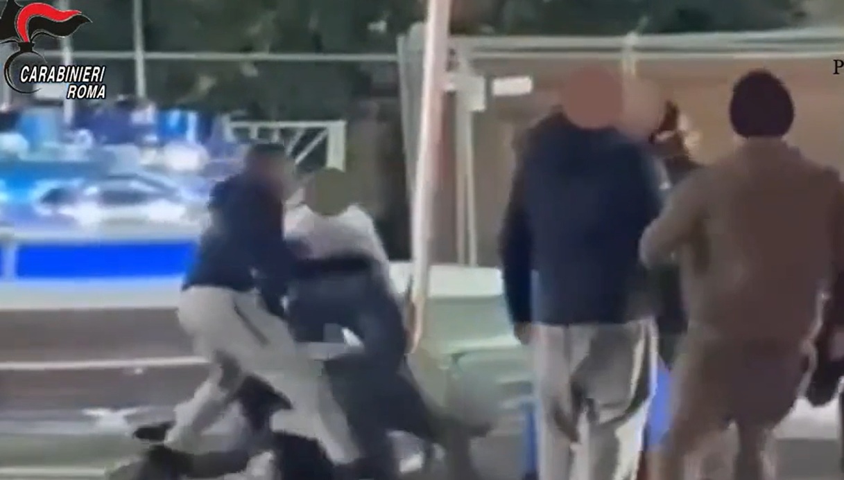 omicidio del giostraio di capena stefano cena tre arresti e il video del terrificante pestaggio da Notizie.virgilio.it omicidio del giostraio di capena stefano cena tre arresti e il video del terrificante pestaggio