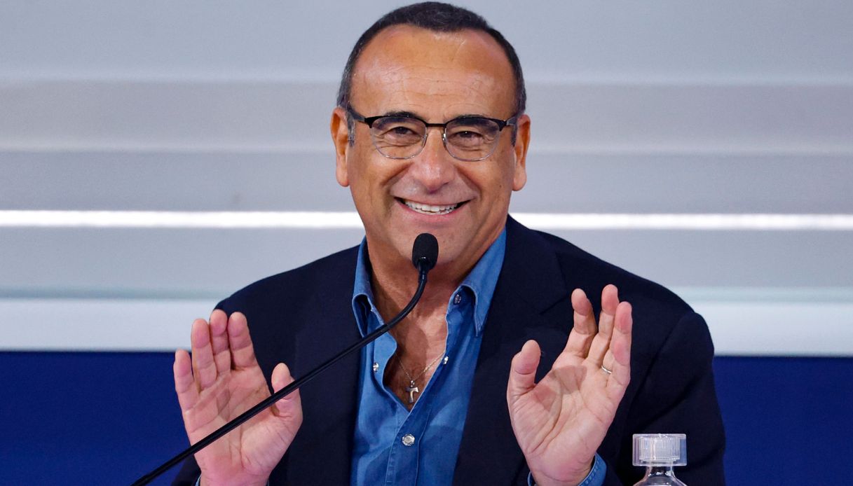 https://wips.plug.it/cips/notizie.virgilio.it/cms/2025/11/carlo-conti-sanremo-cantanti-big.jpg