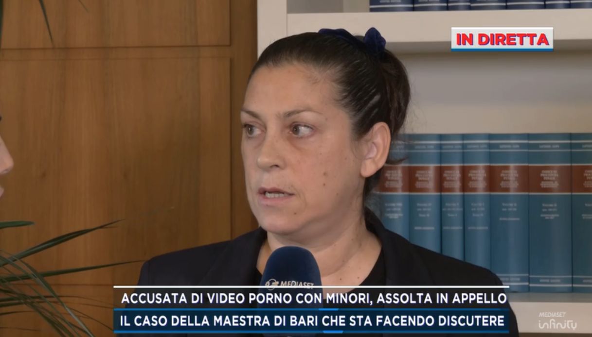 Maestra Daniela Casulli assolta dopo la condanna per aver fatto sesso con minori, la versione di "Zia Martina" Maestra Daniela Casulli assolta dopo la condanna per aver fatto sesso con minori, la versione di "Zia Martina"
