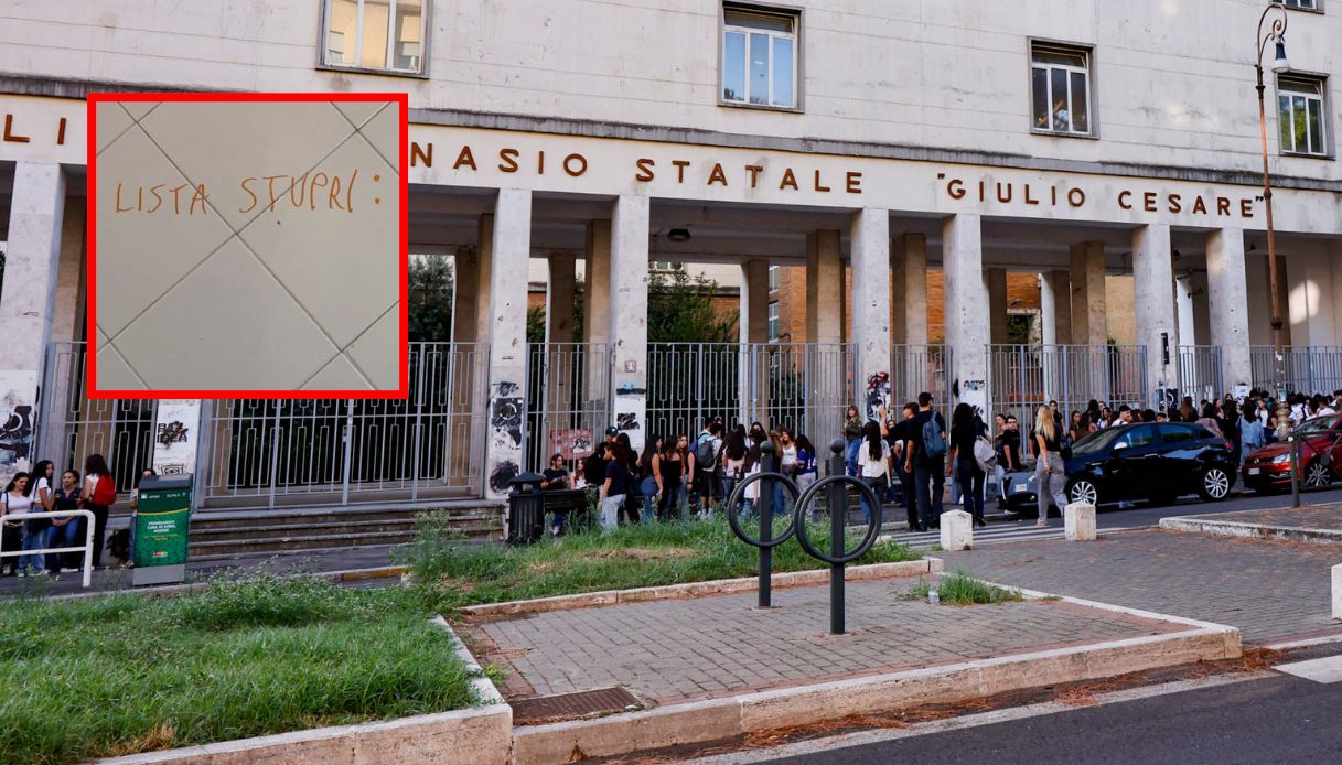 Lista degli stupri nel bagno del liceo Giulio Cesare di Roma, denuncia choc: "Gesto grave" Lista degli stupri nel bagno del liceo Giulio Cesare di Roma, denuncia choc: "Gesto grave"