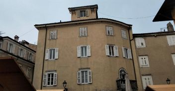 Madre uccide il figlio a Muggia