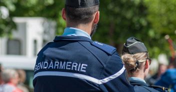 neonato ucciso madre francia