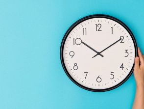 Ora legale tutto l’anno, in Italia al via l’iter per renderla permanente: si risparmierebbe più di 2 miliardi