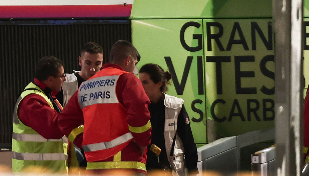 polizia Parigi stazione Montparnasse