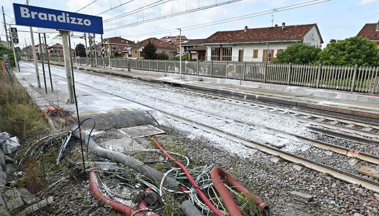 Strage di Brandizzo, i dialoghi fra Massa e Repaci svelano la dinamica della morte dei 5 operai travolti