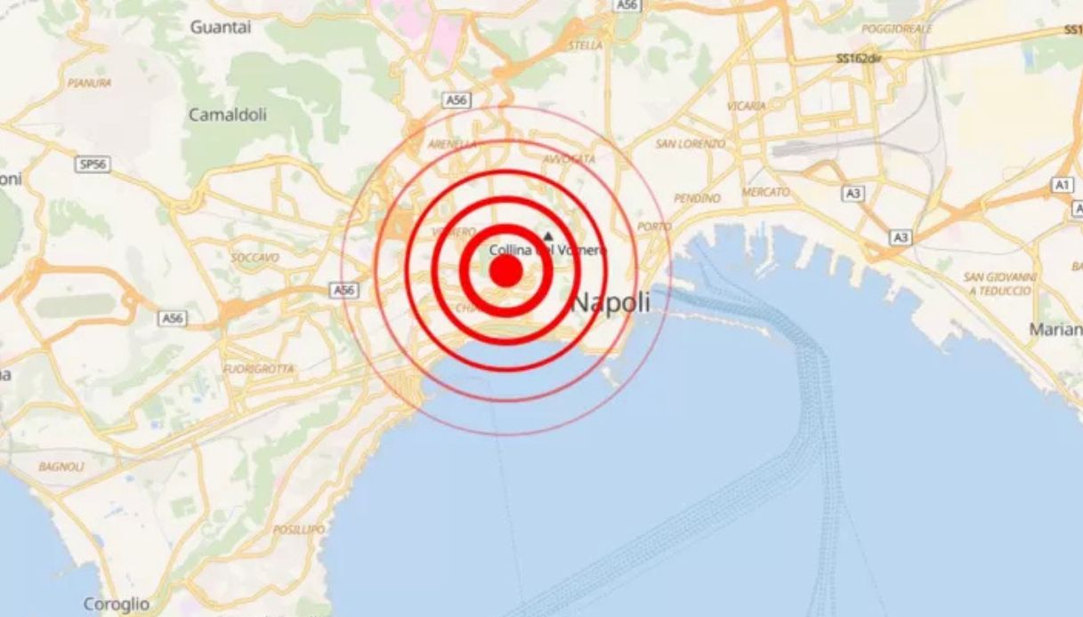 Terremoto ai Campi Flegrei e nuovo sciame sismico, scosse fino a magnitudo 2.2 vicino Pozzuoli Terremoto ai Campi Flegrei e nuovo sciame sismico, scosse fino a magnitudo 2.2 vicino Pozzuoli