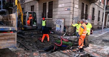 viale-brianza-voragine-milano-tubo