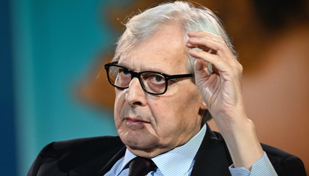 https://wips.plug.it/cips/notizie.virgilio.it/cms/2025/11/vittorio-sgarbi-2.jpg