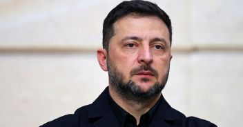 Zelensky piano pace
