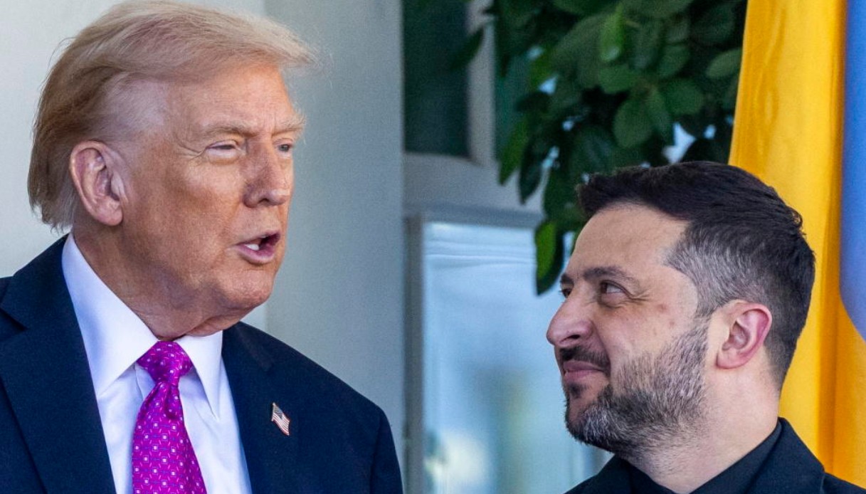 https://wips.plug.it/cips/notizie.virgilio.it/cms/2025/12/articolo-5-nato-trump-zelensky.jpg