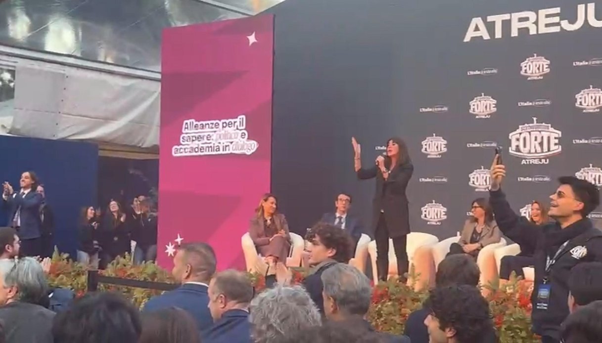 Bernini Atreju studenti Medicina Berlusconi poveri comunisti