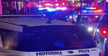 brown-university-spari-assalitore