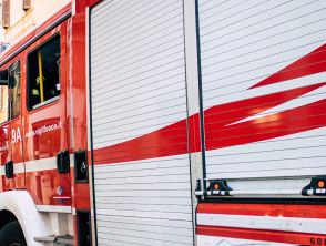 Incendio in un agriturismo nel Mantovano, 7 persone intossicate da monossido di carbonio: bimba in ospedale