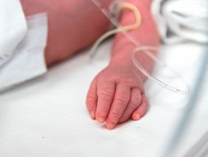 Neonato di 3 mesi ingerisce detersivo a Vasto, paura e ricovero: aperta indagine per chiarire cos'è successo