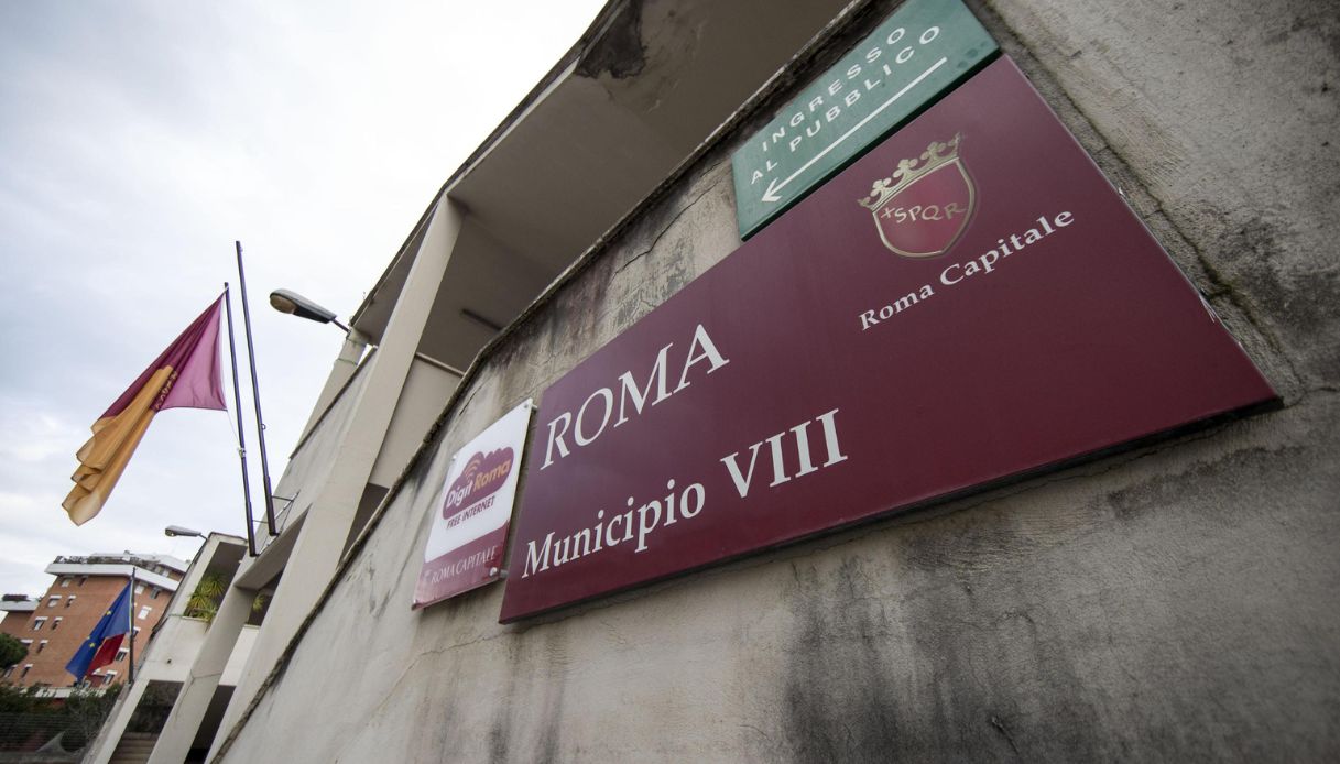 A Roma la notte bianca per richiedere la carta d’identità elettronica: uffici aperti fino a mezzanotte A Roma la notte bianca per richiedere la carta d’identità elettronica: uffici aperti fino a mezzanotte