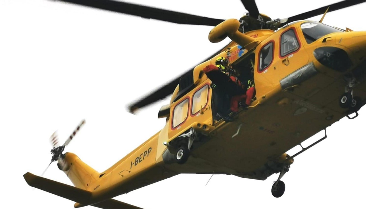 Due morti in Friuli, sono precipitati per 30 metri da una parete mentre erano a cercare il vischio Due morti in Friuli, sono precipitati per 30 metri da una parete mentre erano a cercare il vischio