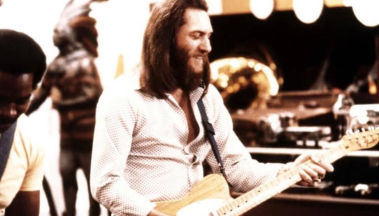 https://wips.plug.it/cips/notizie.virgilio.it/cms/2025/12/steve-cropper-morto-blues-brothers-chitarrista-1.jpg