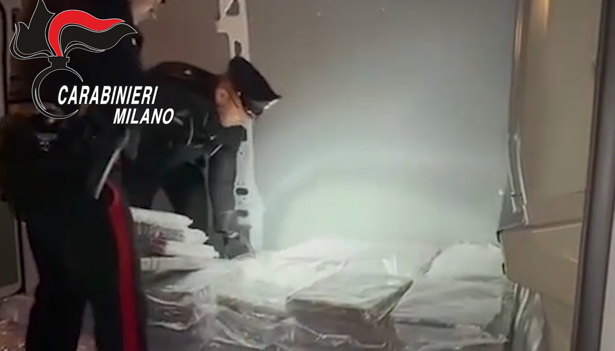 arresti per traffico internazionale di droga a trezzano sul naviglio sequestrati 5 quintali di droga video da Notizie.virgilio.it arresti per traffico internazionale di droga a trezzano sul naviglio sequestrati 5 quintali di droga video