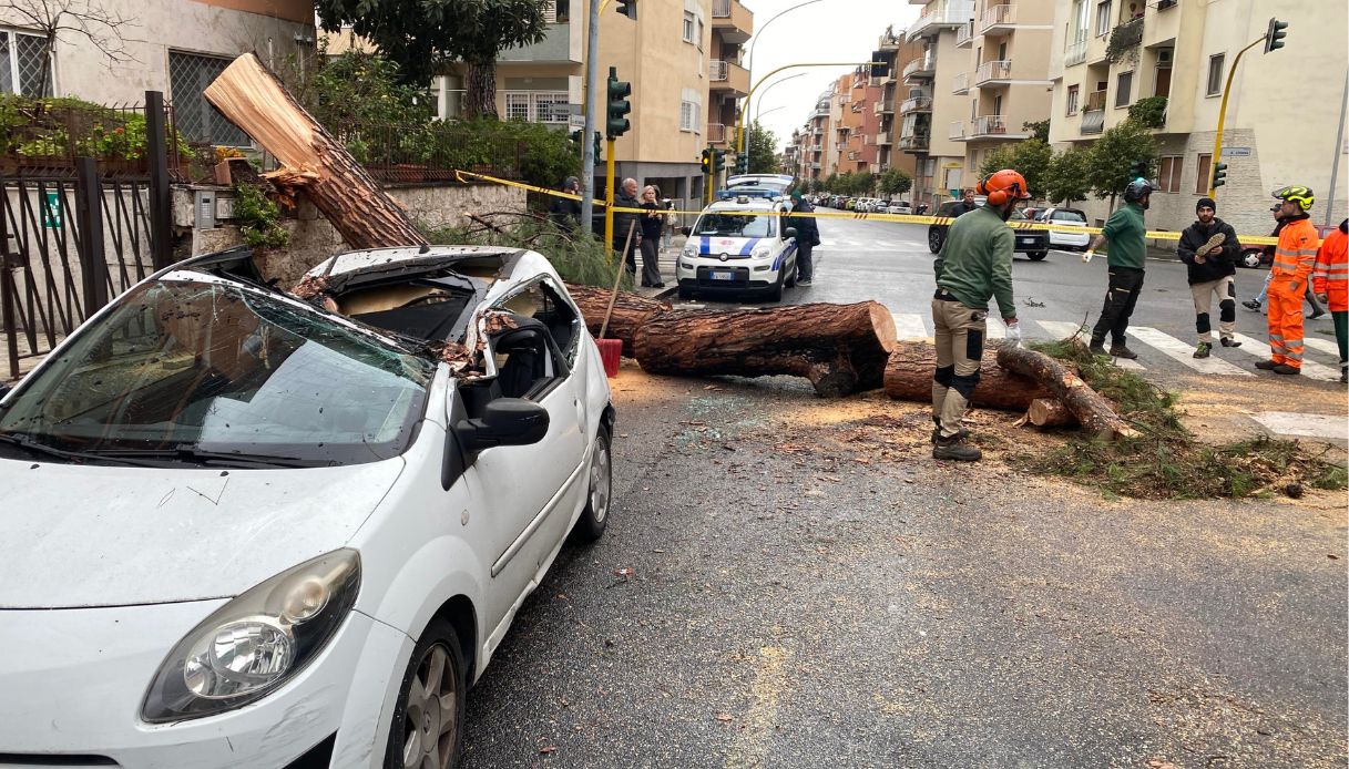 via ugo de carolis roma