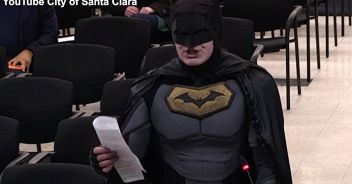 batman-santa-clara-ice-super-bowl